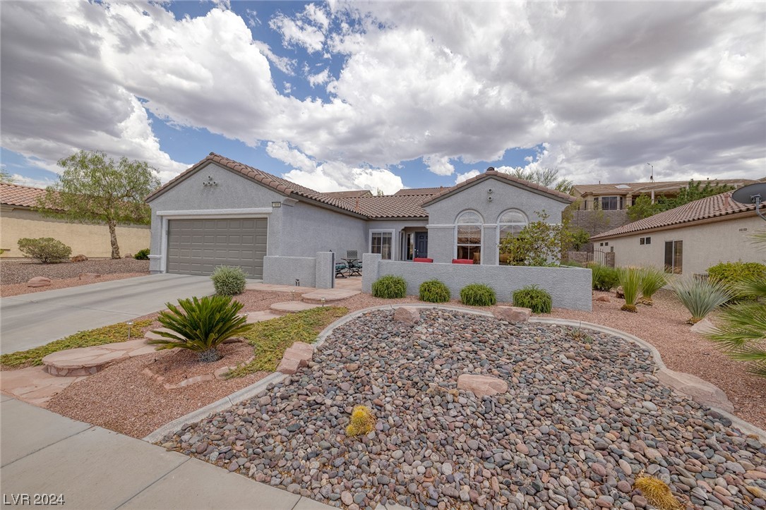 1656 Rockcrest Hills Avenue