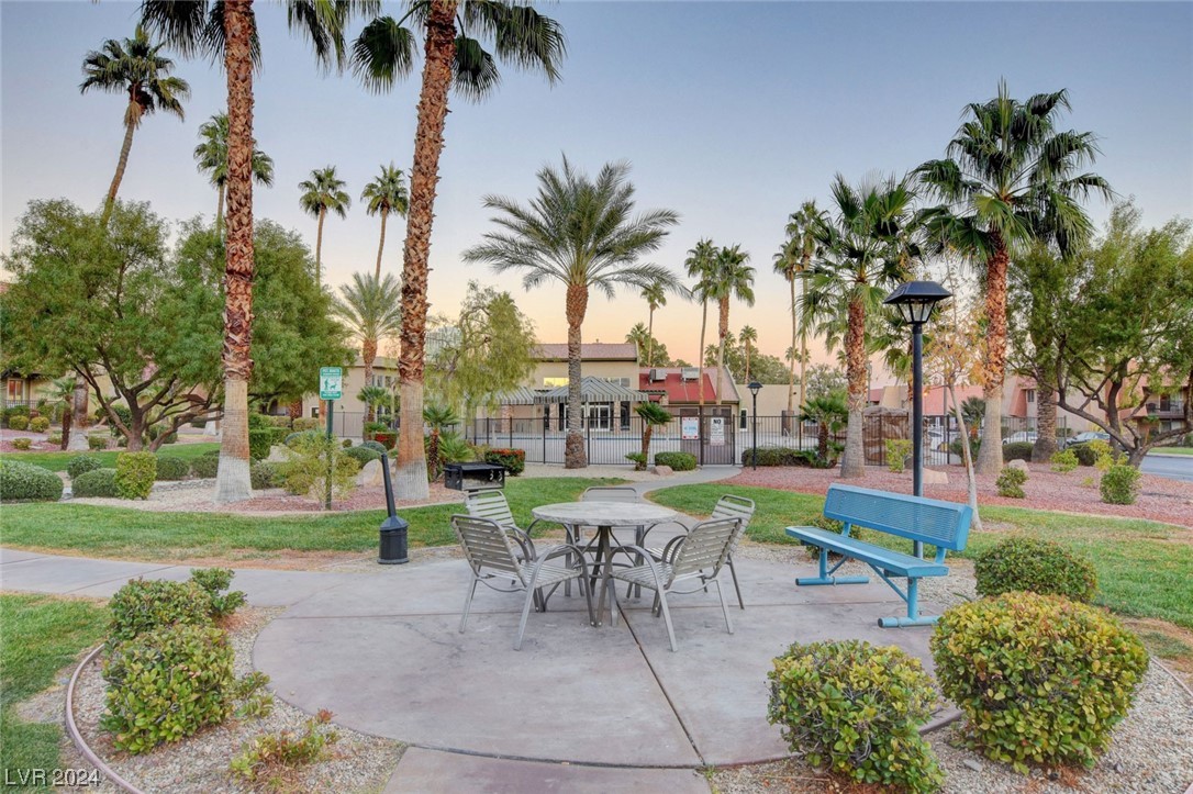 5260 River Glen Drive 264
