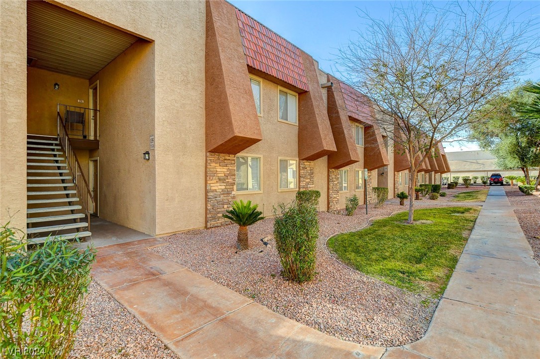 5260 River Glen Drive 264