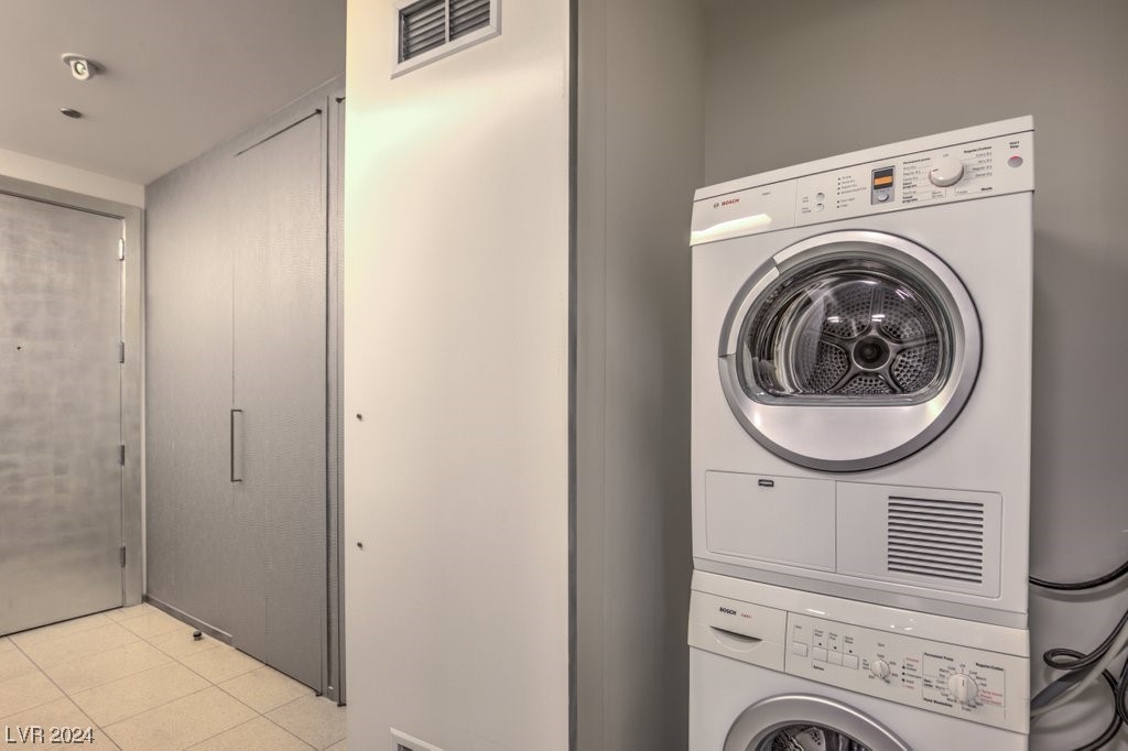 3726 Las Vegas Boulevard 2101