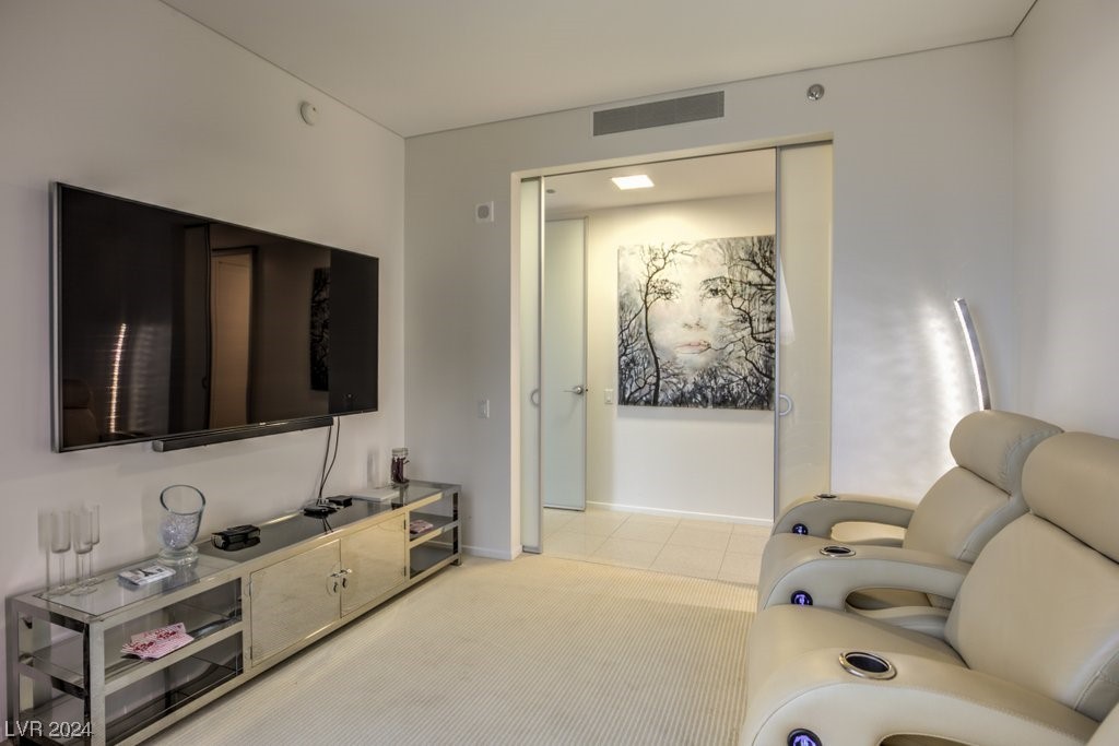 3726 Las Vegas Boulevard 2101