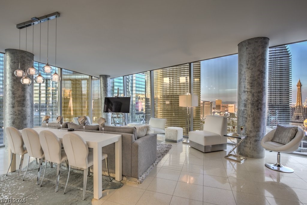 3726 Las Vegas Boulevard 2101
