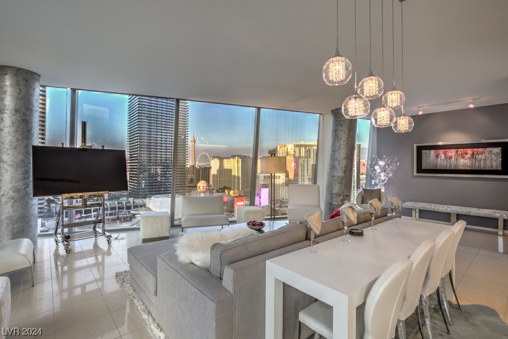 3726 Las Vegas Boulevard 2101