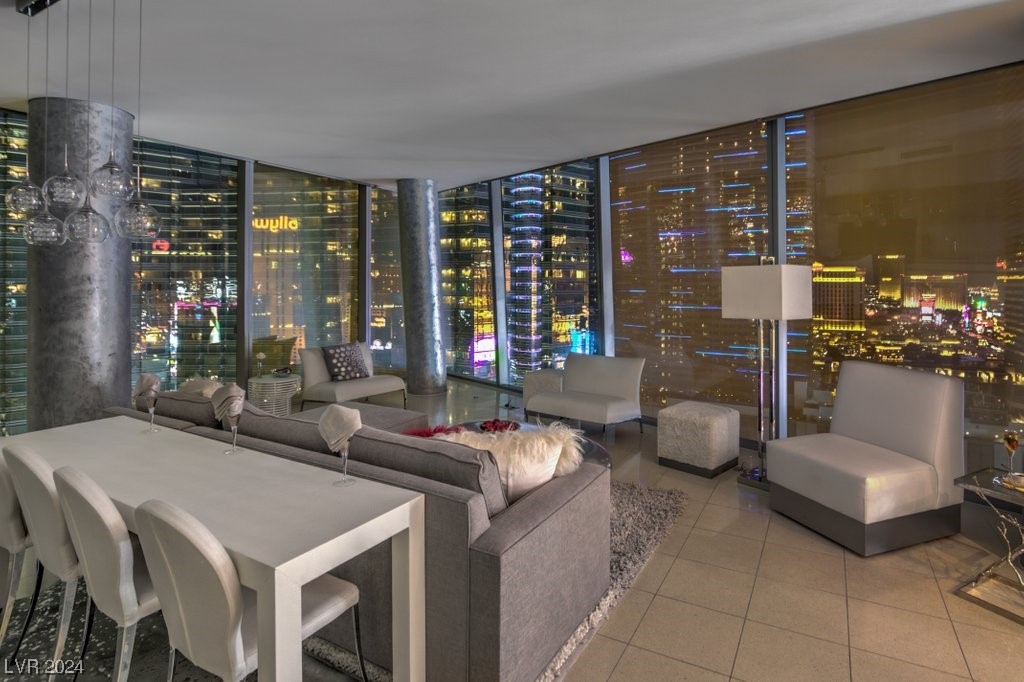 3726 Las Vegas Boulevard 2101