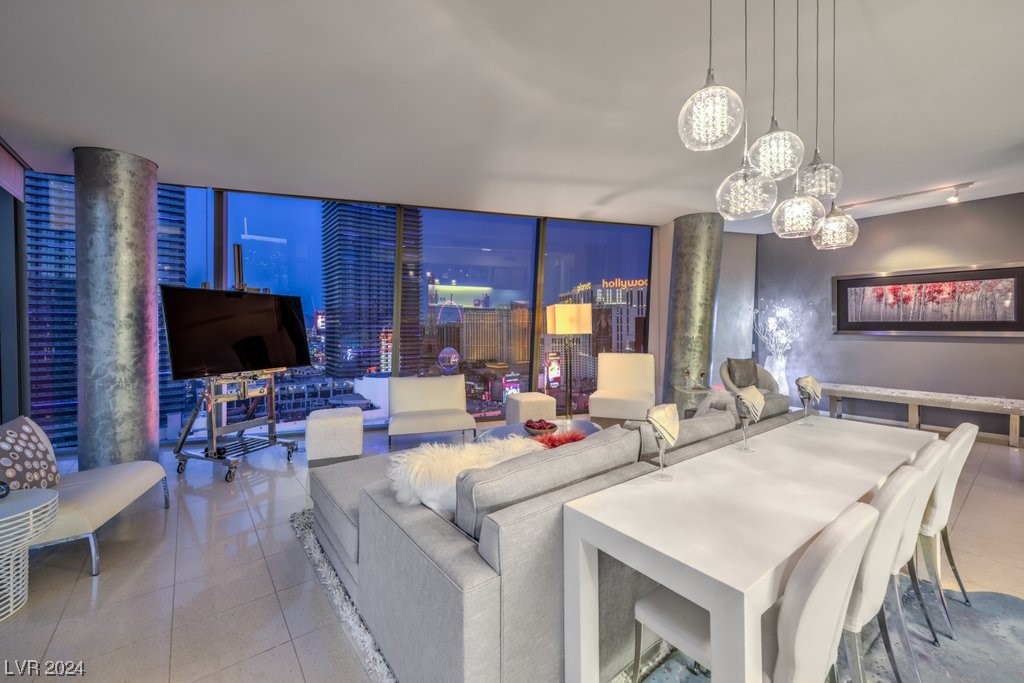 3726 Las Vegas Boulevard 2101