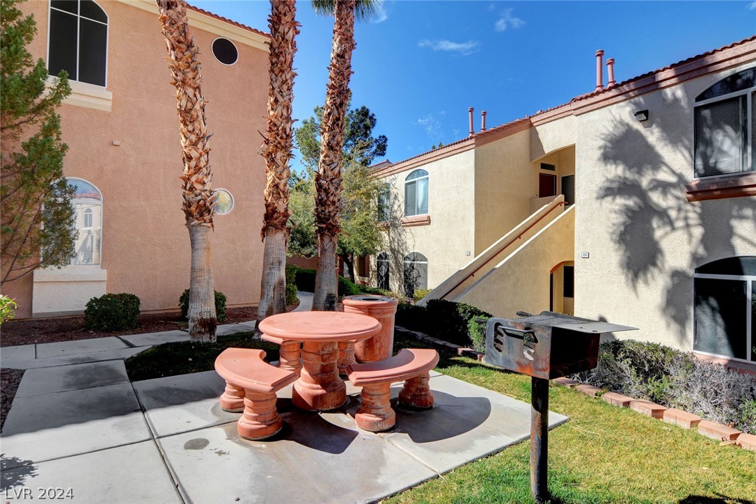 700 Carnegie Street 3921