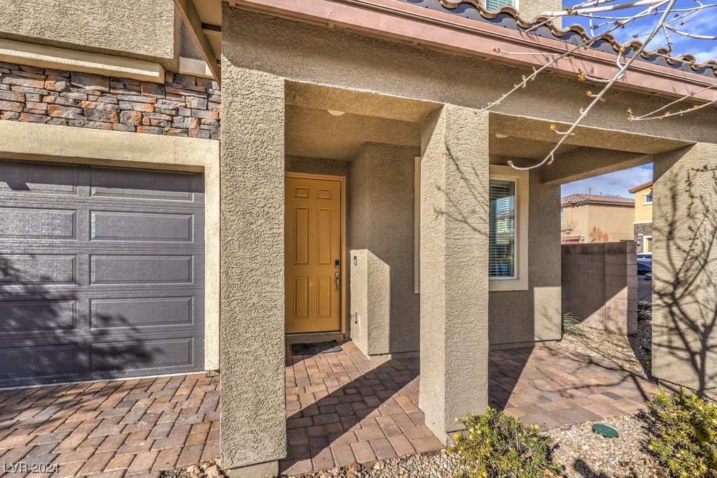 2625 Crystal Quartz Street