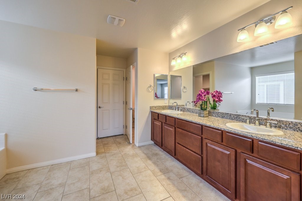 2625 Crystal Quartz Street