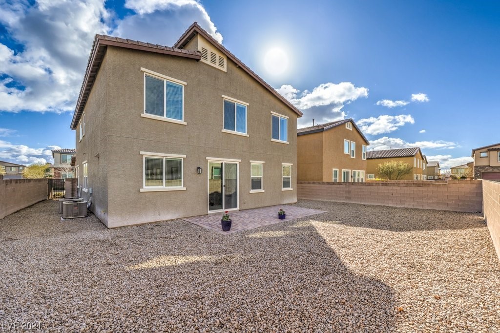 2625 Crystal Quartz Street