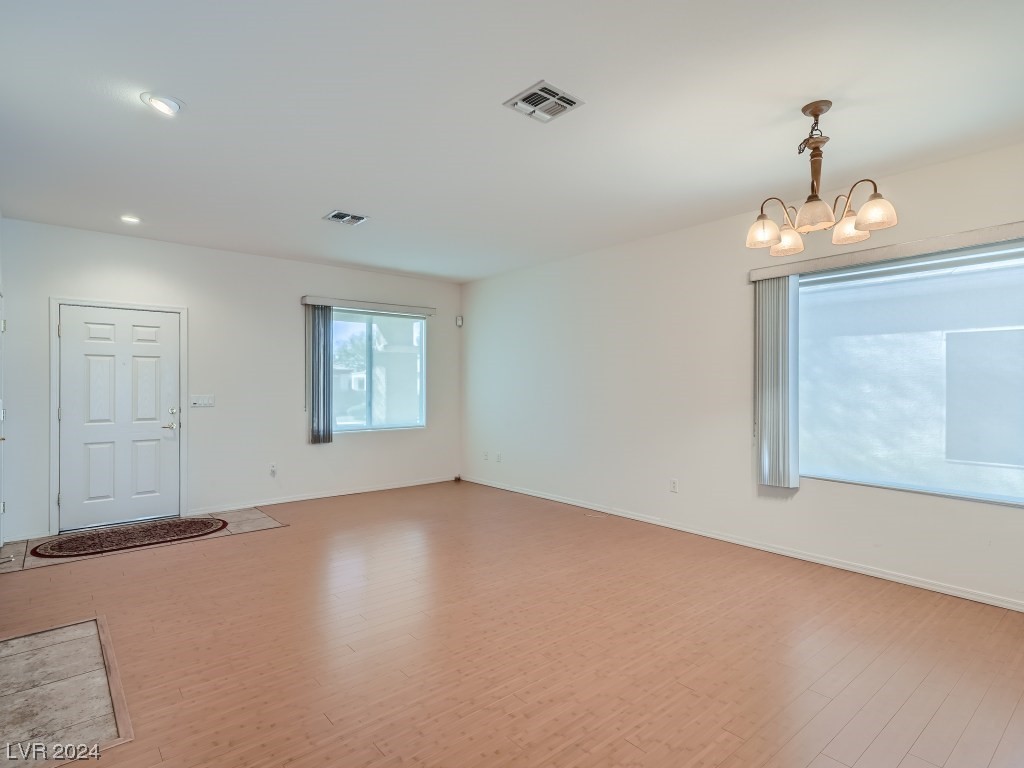 2880 Goldcreek Street