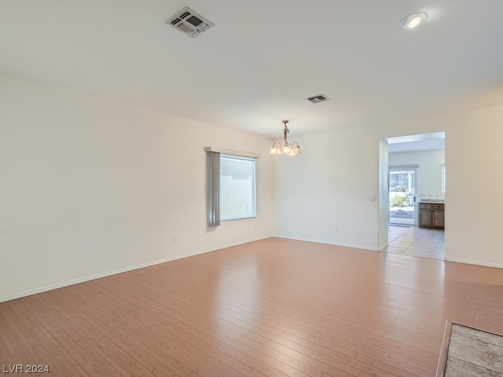 2880 Goldcreek Street