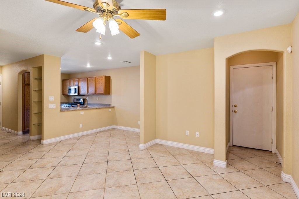 10374 Baby Bud Street