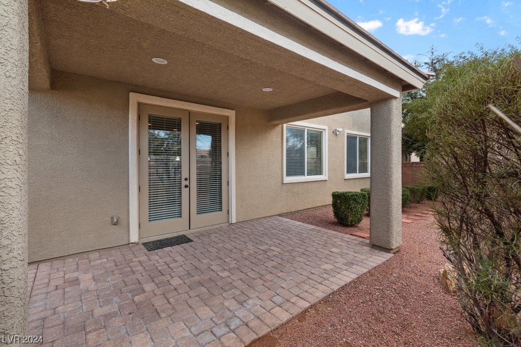 3524 Kingfishers Catch Avenue