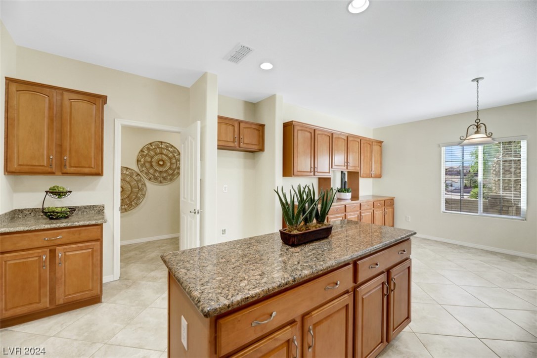 2192 Bannerwood Street