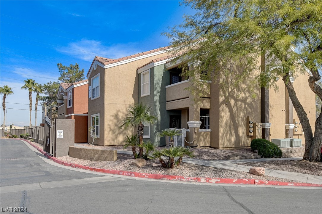 8101 West Flamingo Road 1179