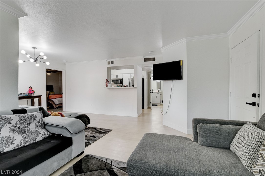8101 West Flamingo Road 1179