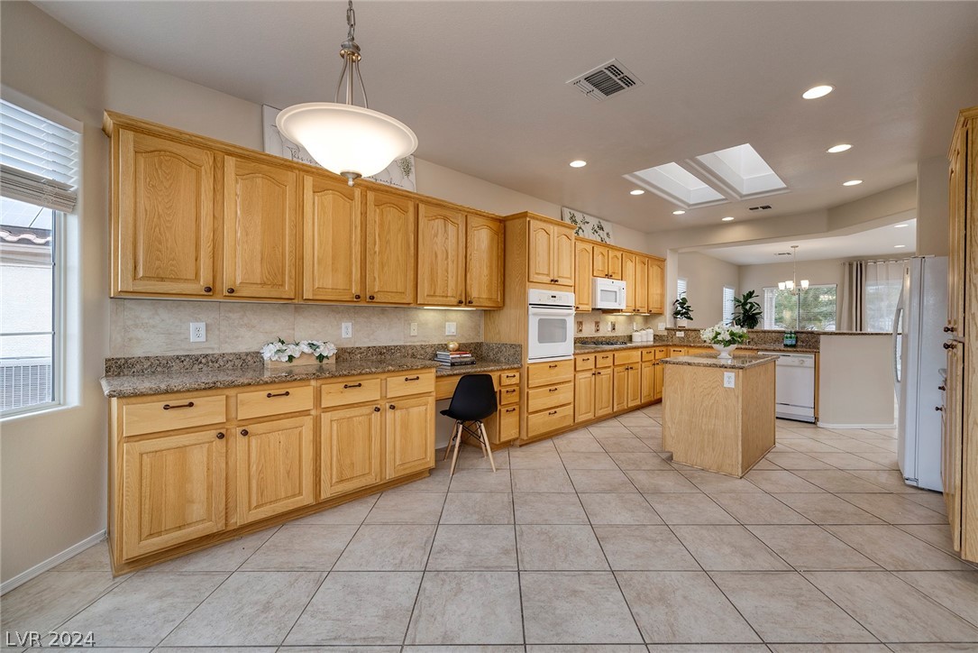 2226 Diamondville Street