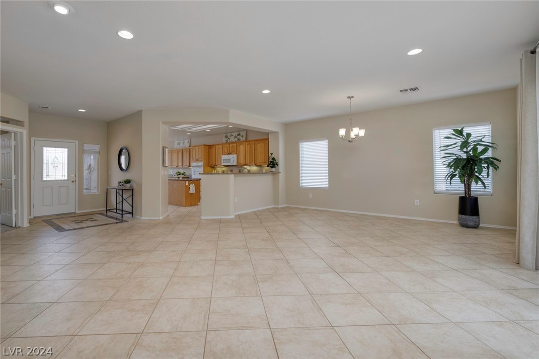 2226 Diamondville Street