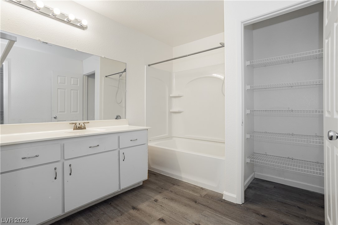 6256 West Haleh Avenue