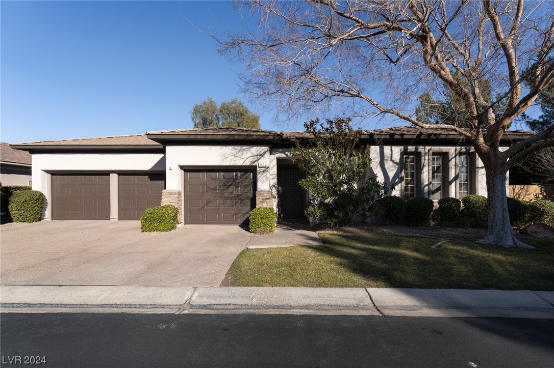 64 Desert Highlands Drive