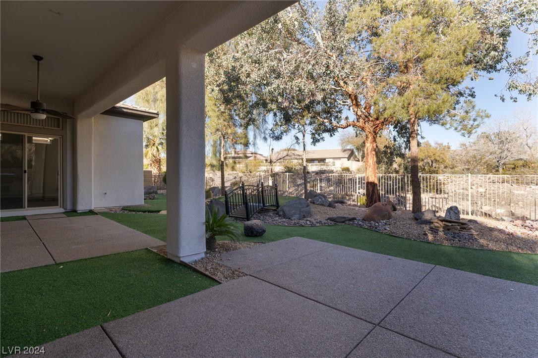 64 Desert Highlands Drive