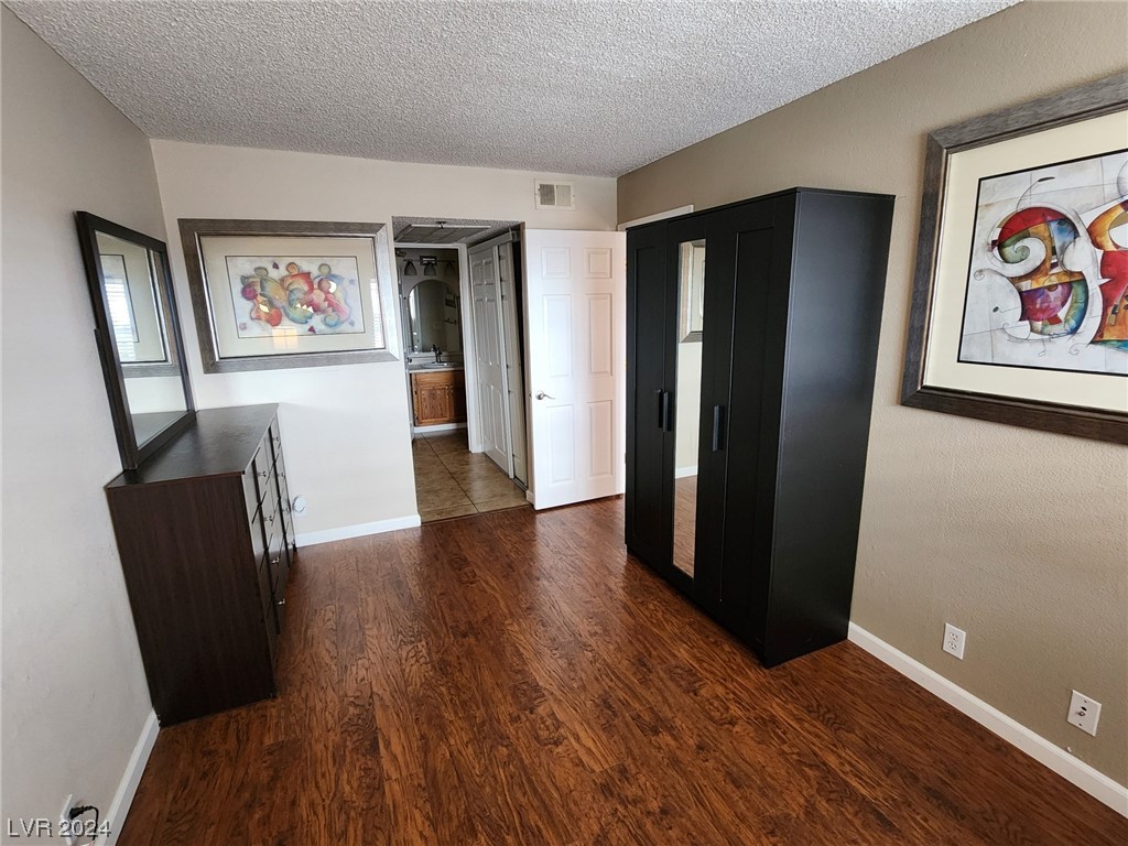 1381 East University Avenue 305