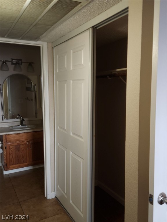 1381 East University Avenue 305
