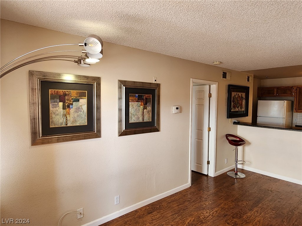 1381 East University Avenue 305