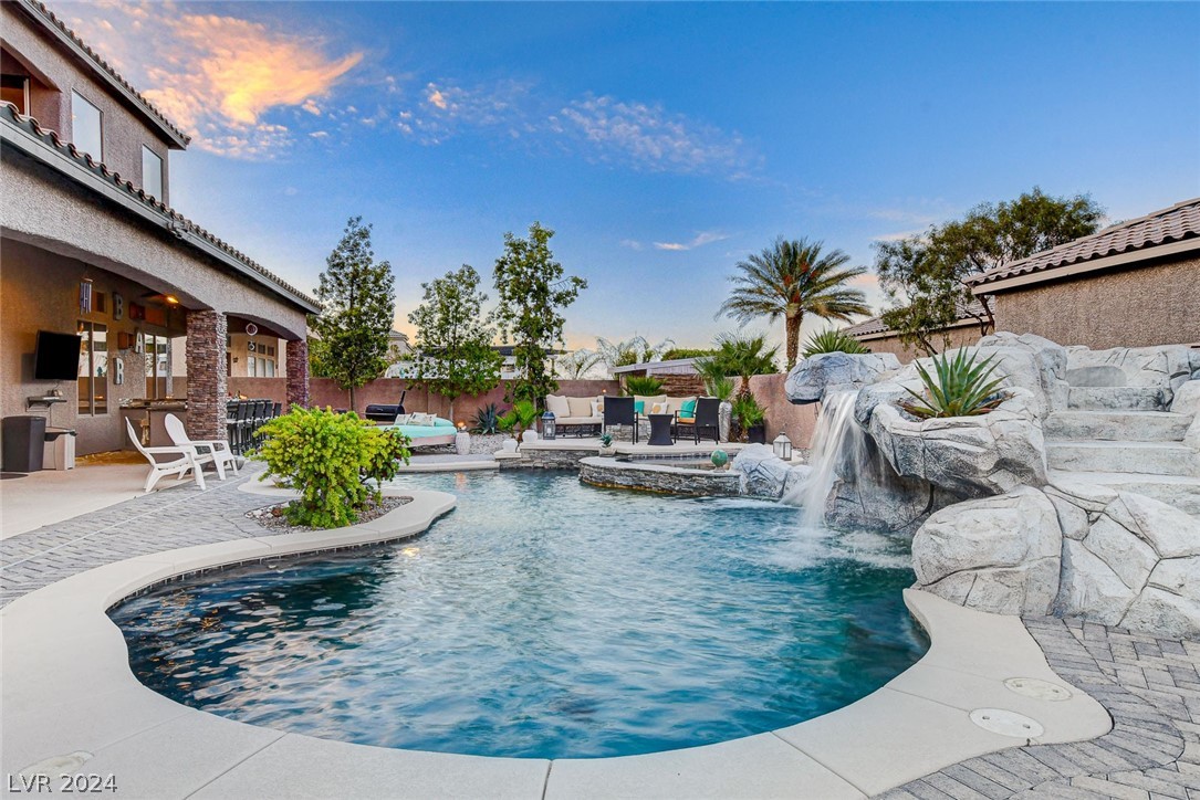 7682 Rafter Court