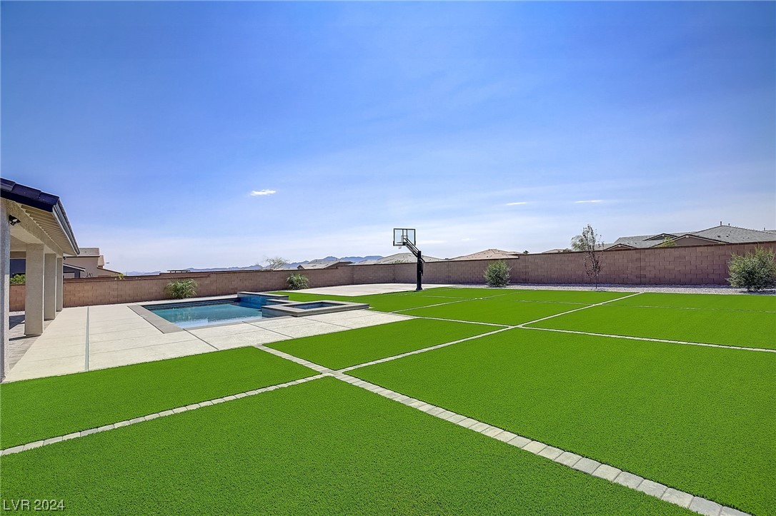 7601 Mount Spokane Court