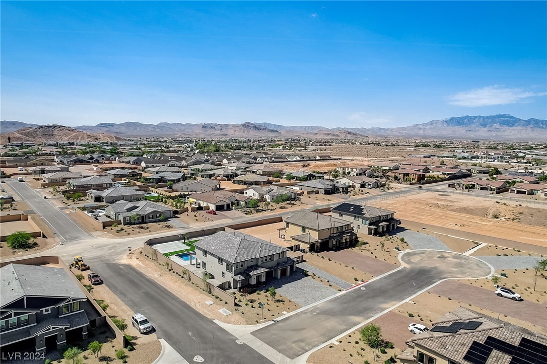 7601 Mount Spokane Court