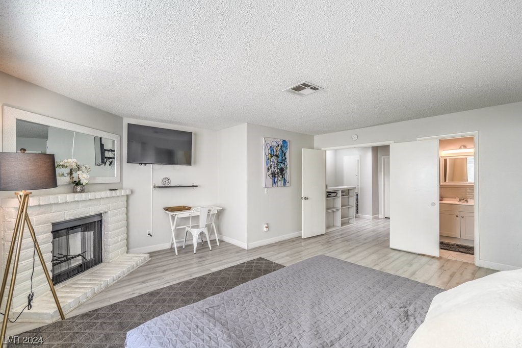 5474 South Maryland Parkway