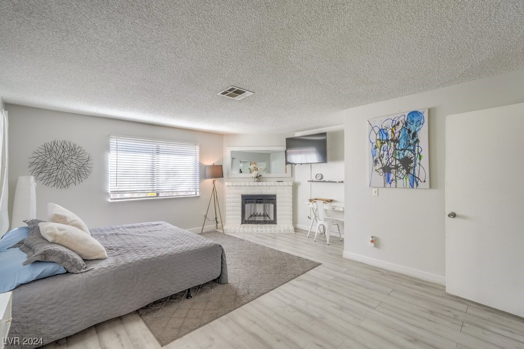 5474 South Maryland Parkway