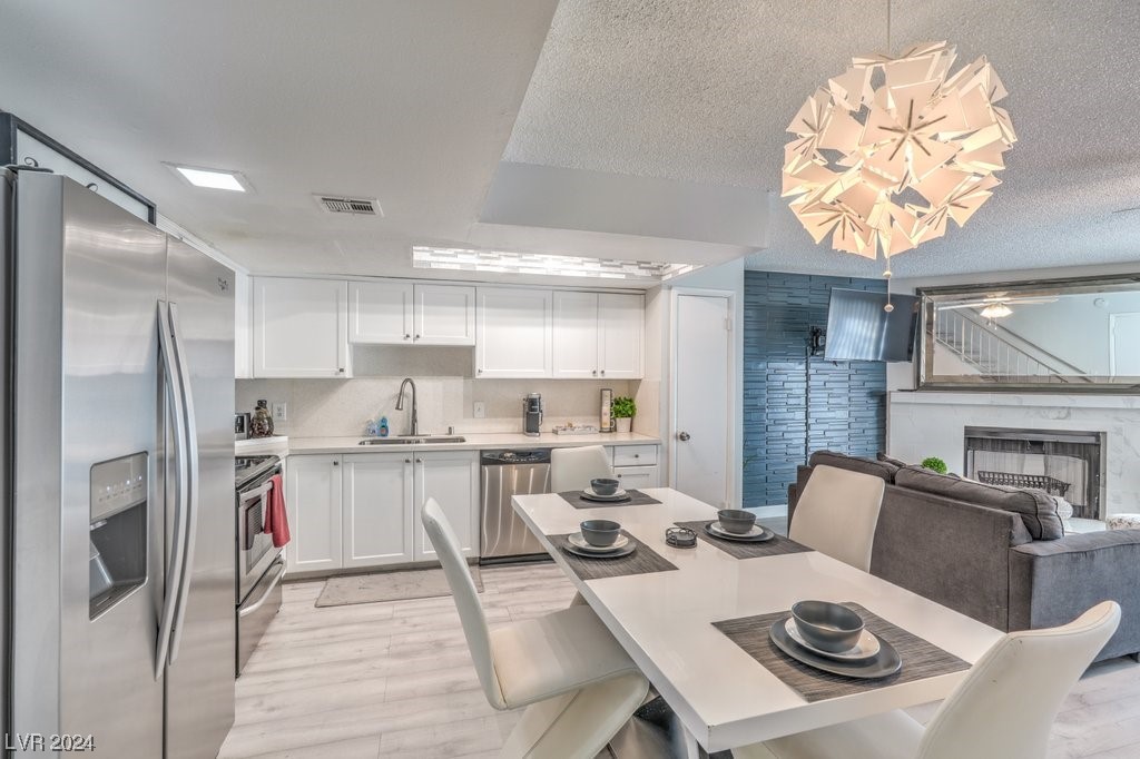 5474 South Maryland Parkway