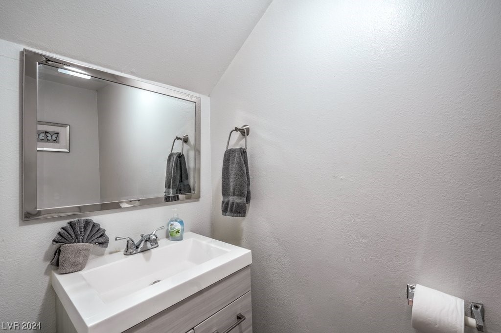 5474 South Maryland Parkway