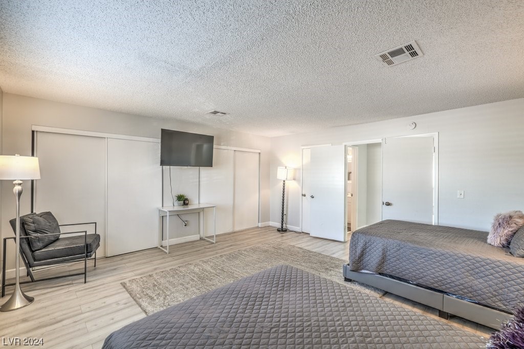 5474 South Maryland Parkway