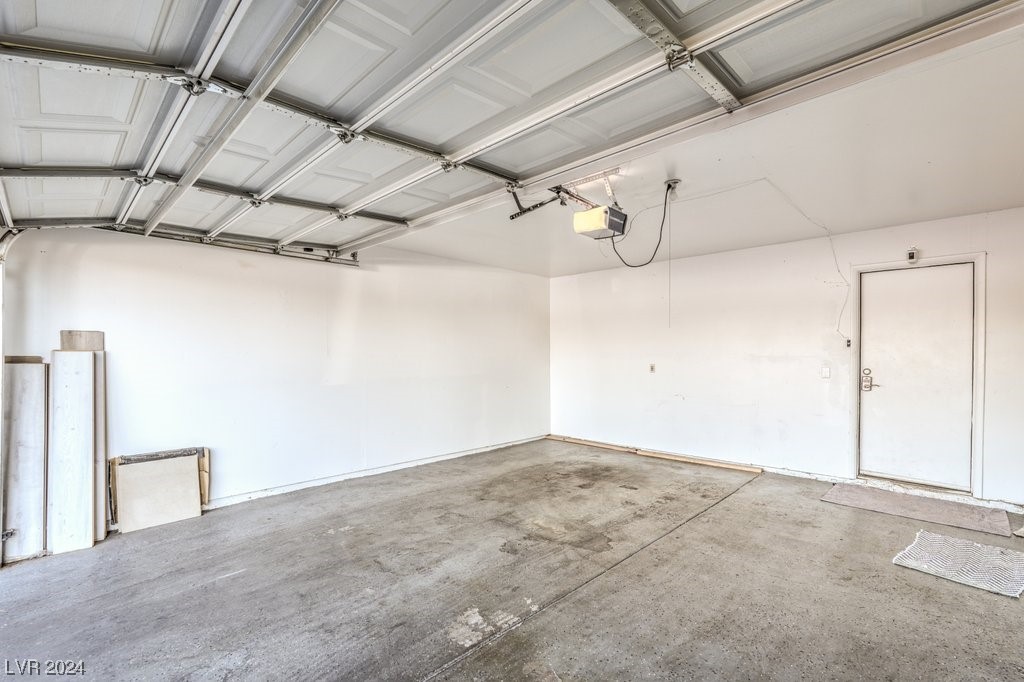 5474 South Maryland Parkway