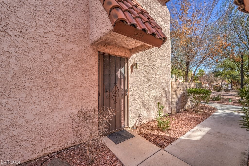 5474 South Maryland Parkway