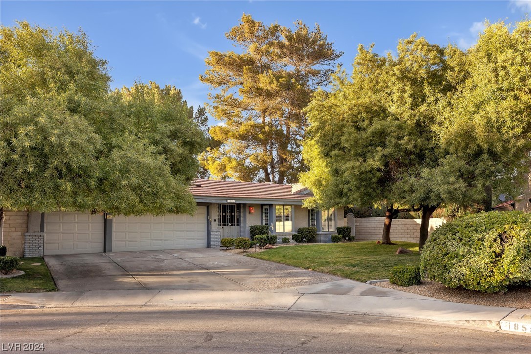 1855 Heydon Court