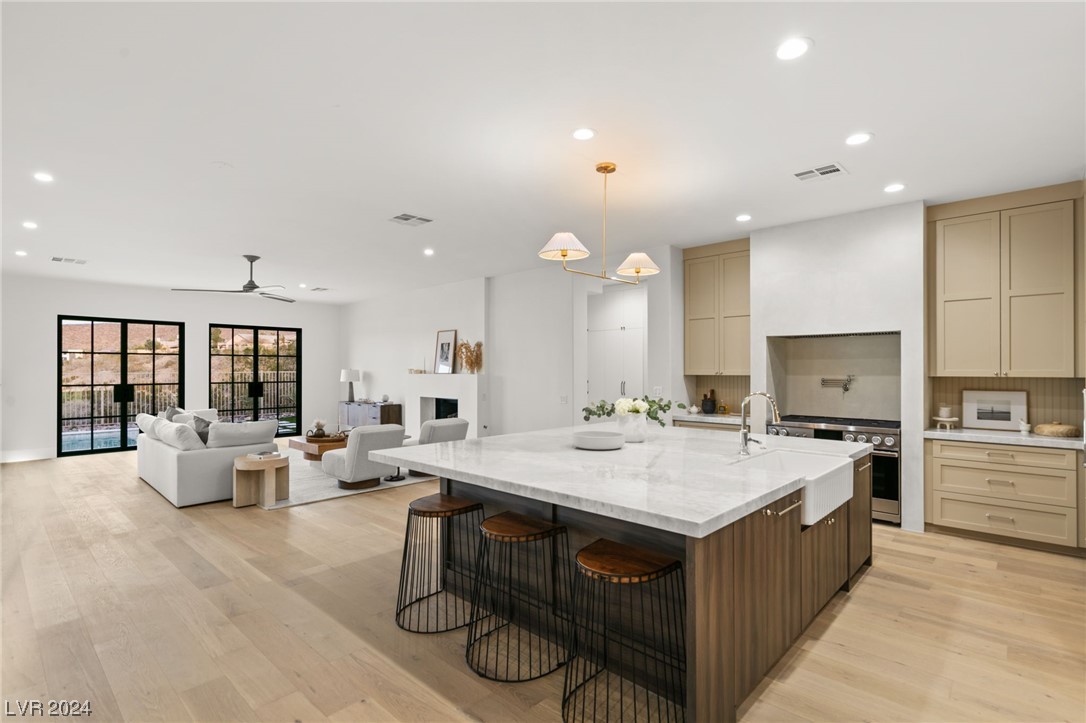 8 Fox Chapel Terrace