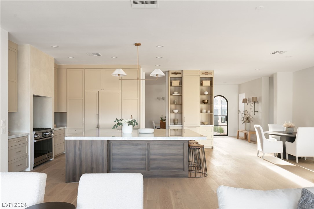 8 Fox Chapel Terrace
