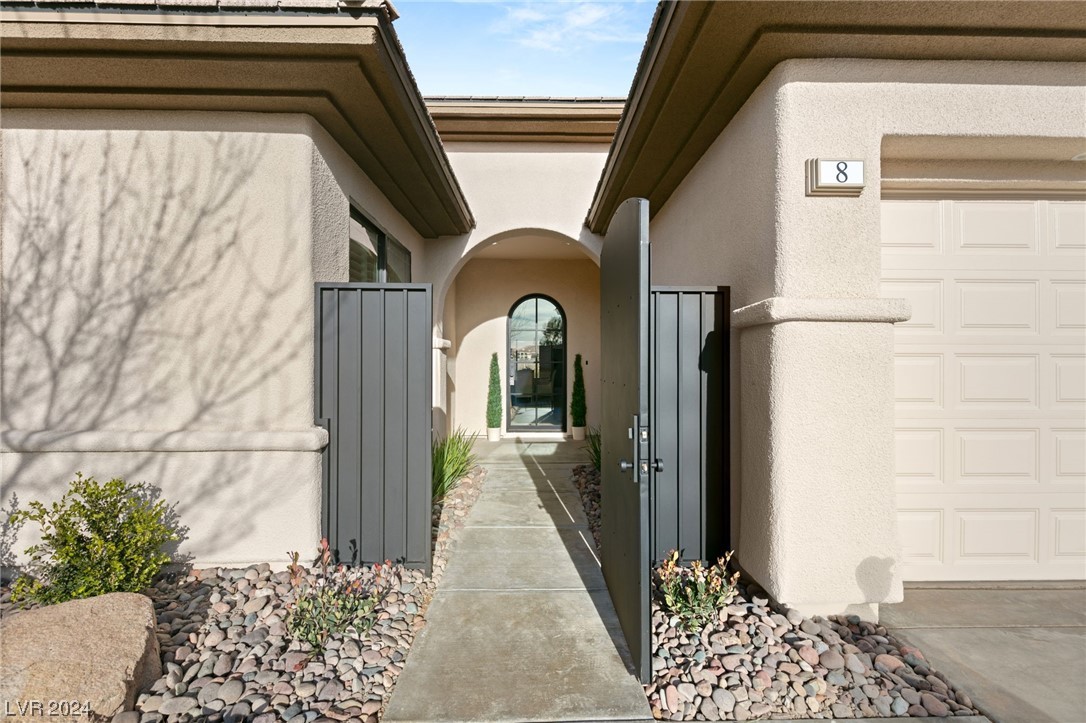 8 Fox Chapel Terrace