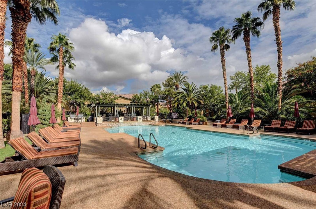 8728 Red Rio Drive 202