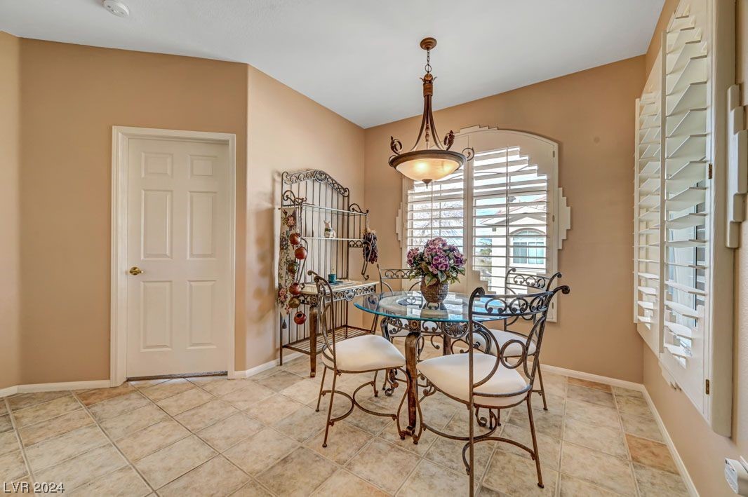 8728 Red Rio Drive 202