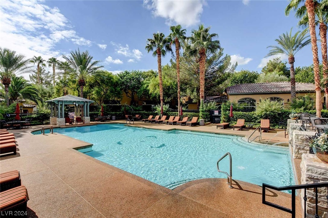 8728 Red Rio Drive 202