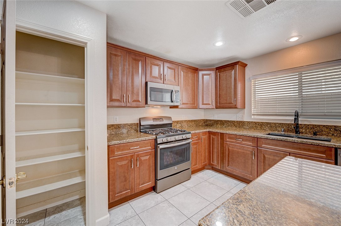 10256 Franford Court