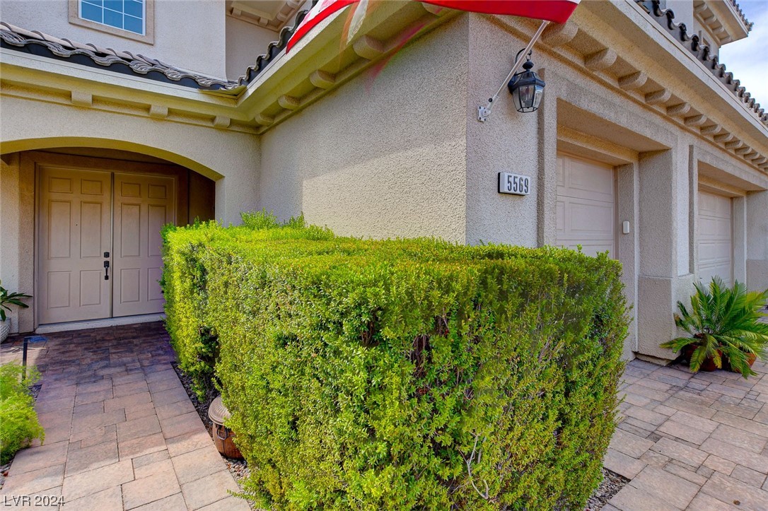 5569 Holcomb Bridge Court