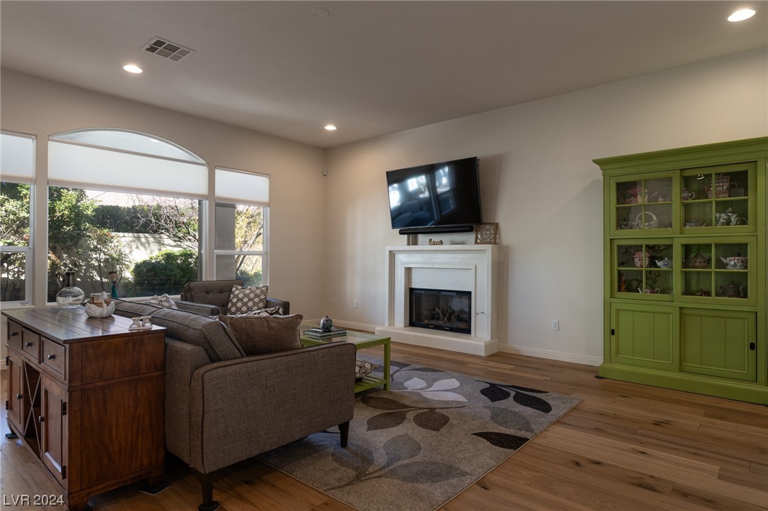 9432 Queen Charlotte Drive