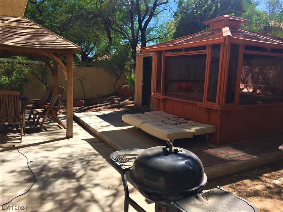 3321 Misty Cove Court