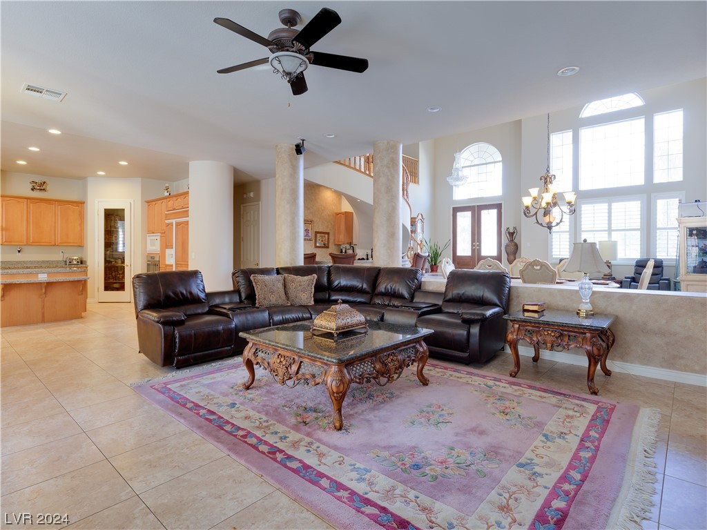 5225 Villa Dante Avenue